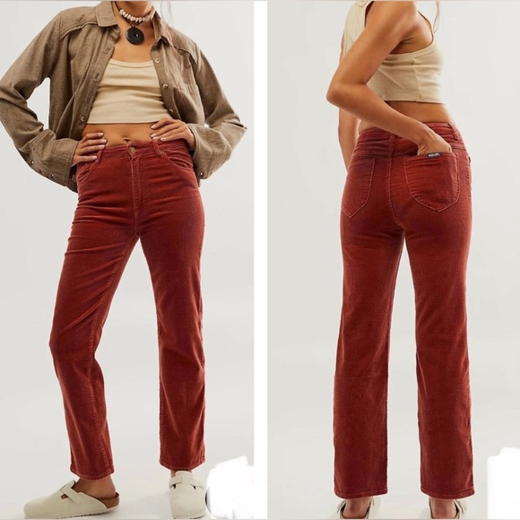 ROLLA’S Original Straight High Rise Corduroy Pants in Brick Red Size 24 - Picture 1 of 8